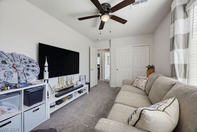 7314 Glimmer Point Street, North Las Vegas, NV 89084
