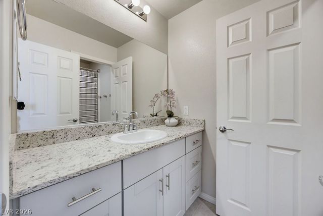 7314 Glimmer Point Street, North Las Vegas, NV 89084