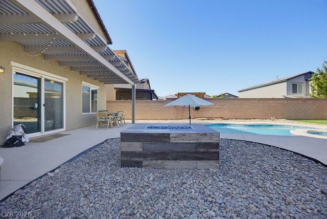 7314 Glimmer Point Street, North Las Vegas, NV 89084