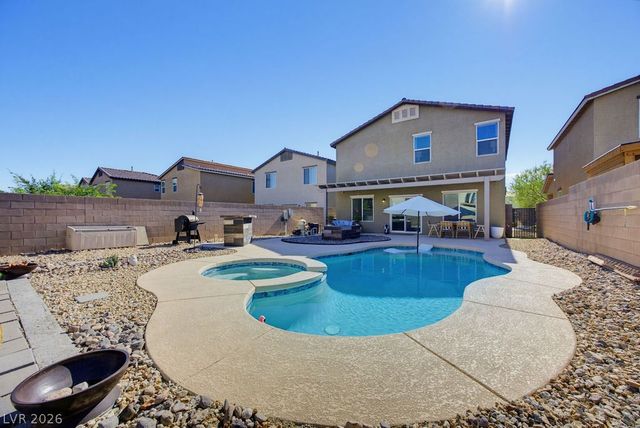 7314 Glimmer Point Street, North Las Vegas, NV 89084