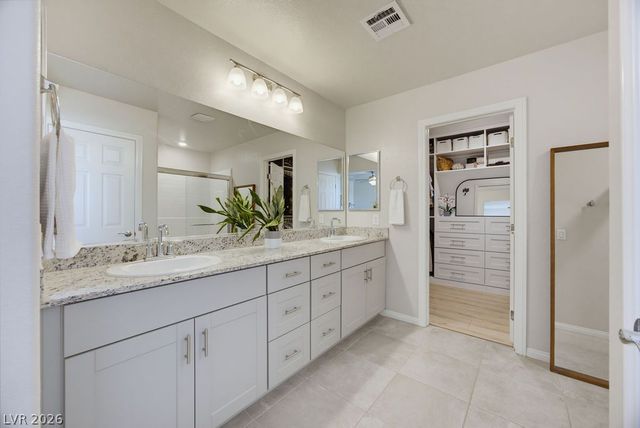 7314 Glimmer Point Street, North Las Vegas, NV 89084