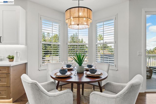 1048 Peppermill Ct, Concord, CA 94518