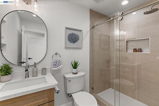 1048 Peppermill Ct, Concord, CA 94518