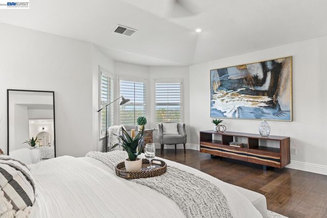 1048 Peppermill Ct, Concord, CA 94518