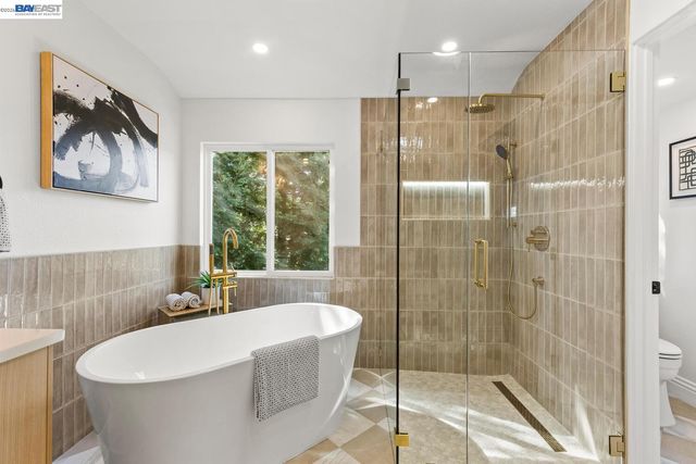 1048 Peppermill Ct, Concord, CA 94518