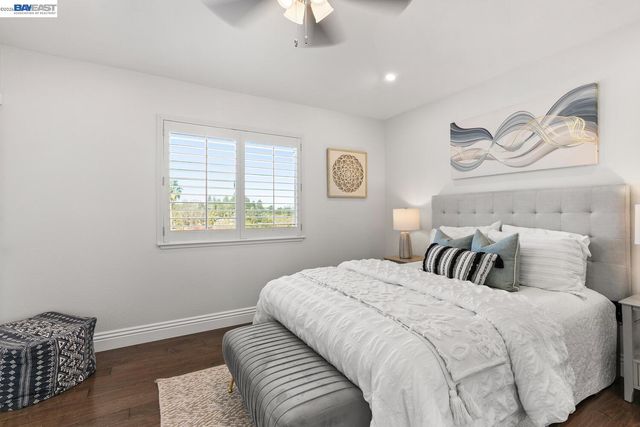 1048 Peppermill Ct, Concord, CA 94518