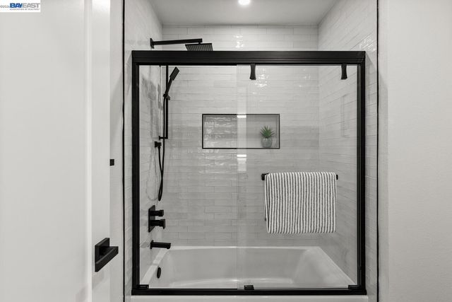 1048 Peppermill Ct, Concord, CA 94518