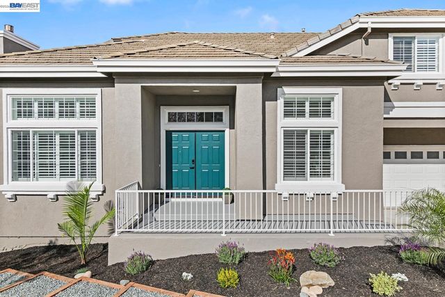 1048 Peppermill Ct, Concord, CA 94518