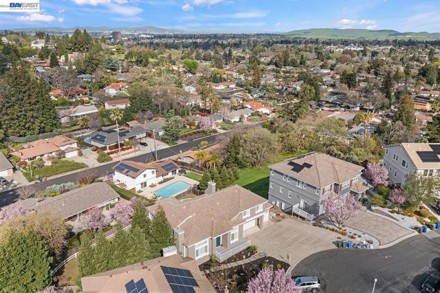 1048 Peppermill Ct, Concord, CA 94518