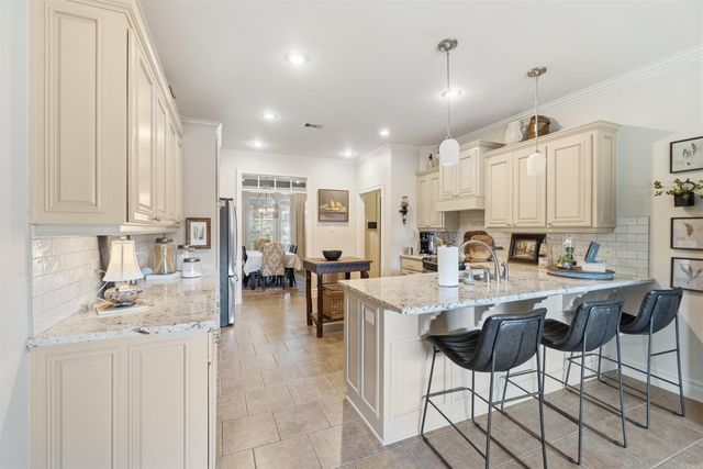 880 Nottingham Drive, Conway, AR 72034