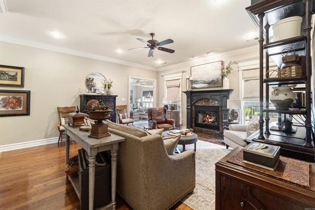880 Nottingham Drive, Conway, AR 72034