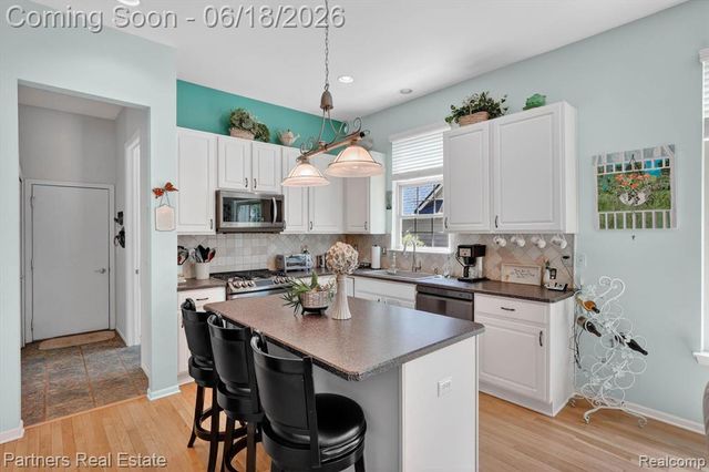 4632 Villa France Drive, Brighton, MI 48116