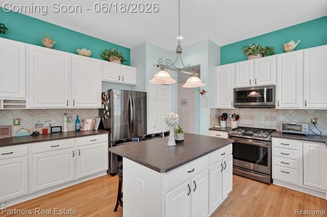 4632 Villa France Drive, Brighton, MI 48116