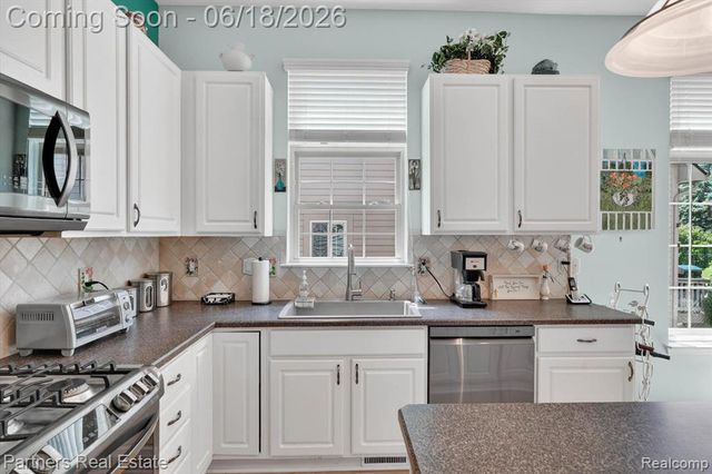 4632 Villa France Drive, Brighton, MI 48116