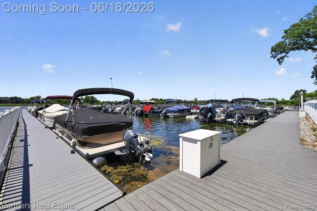 4632 Villa France Drive, Brighton, MI 48116