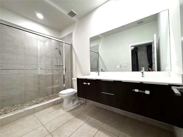 10455 NW 82nd Street 35, Doral, FL 33178