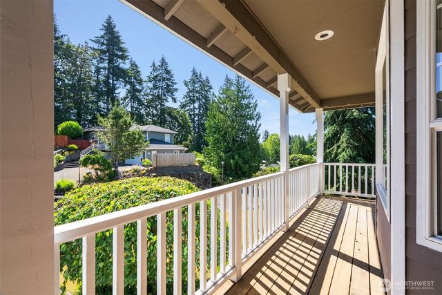 26227 Montera Loop NE, Kingston, WA 98346