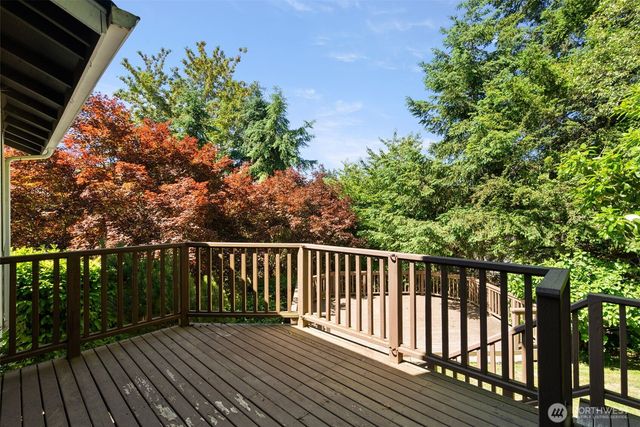 26227 Montera Loop NE, Kingston, WA 98346