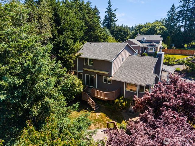 26227 Montera Loop NE, Kingston, WA 98346