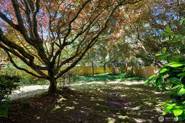 26227 Montera Loop NE, Kingston, WA 98346