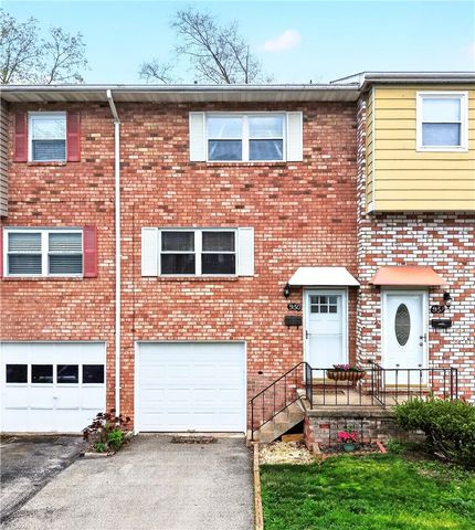 930 ACADEMY HEIGHTS DR, Hempfield Twp, PA 15601