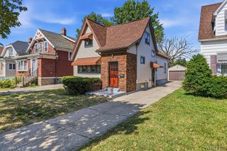 31 Saint James Road, Cheektowaga, NY 14225