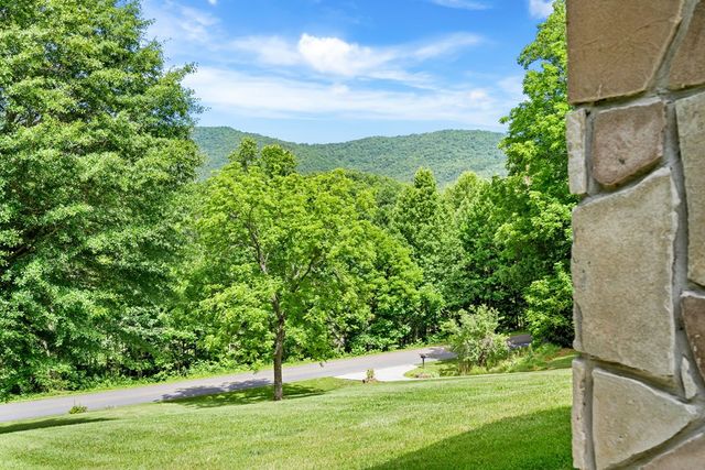 810 Hog Creek Road, Hiawassee, MS 39546
