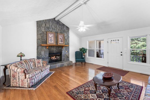 810 Hog Creek Road, Hiawassee, MS 39546