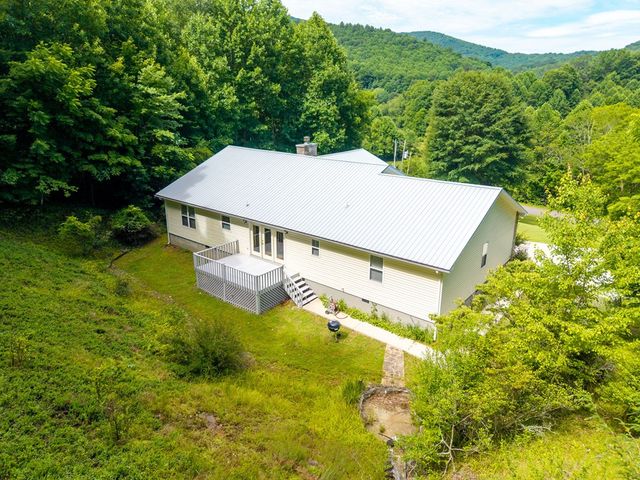 810 Hog Creek Road, Hiawassee, MS 39546