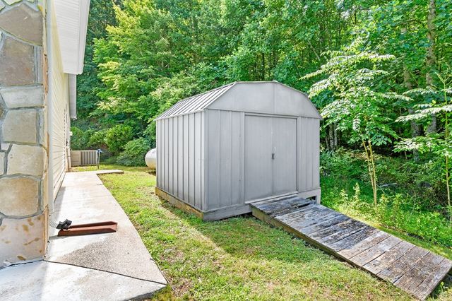 810 Hog Creek Road, Hiawassee, MS 39546