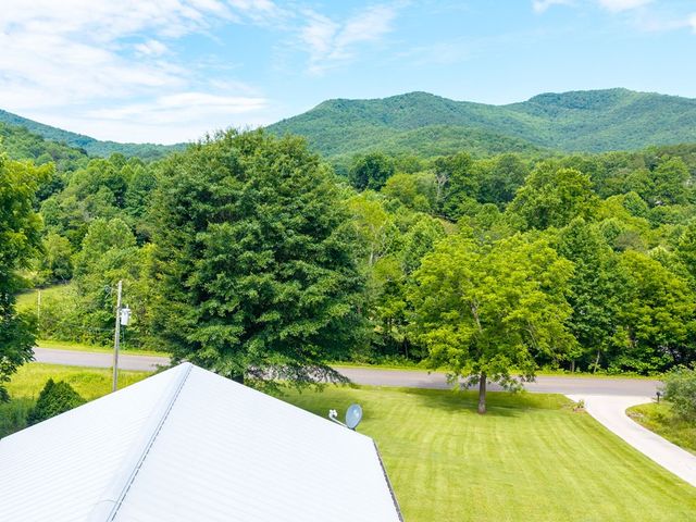 810 Hog Creek Road, Hiawassee, MS 39546