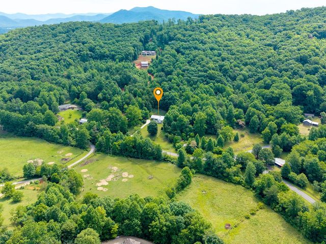 810 Hog Creek Road, Hiawassee, MS 39546