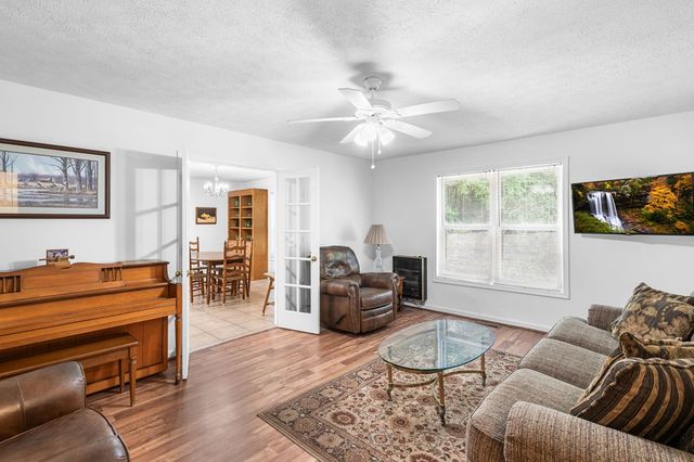 810 Hog Creek Road, Hiawassee, MS 39546