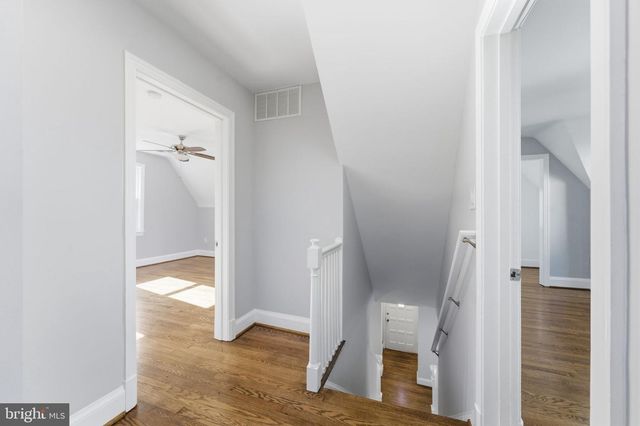 8209 FLOWER AVE, Takoma Park, MD 20912