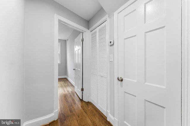 8209 FLOWER AVE, Takoma Park, MD 20912