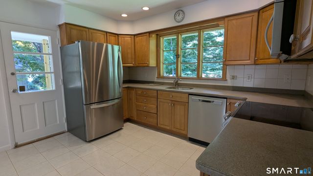 1139 Brookside Drive, Fairfield, CT 06824