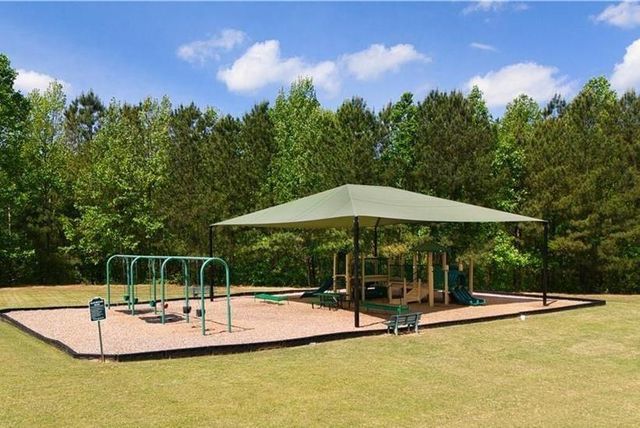 173 Parkmont Court, Dallas, GA 30132