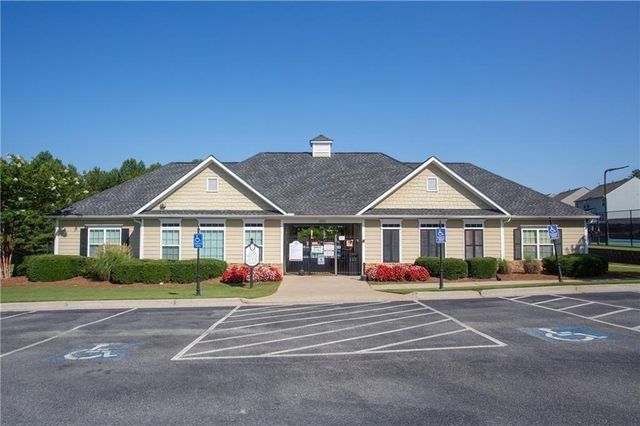 173 Parkmont Court, Dallas, GA 30132