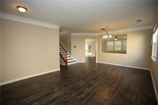 173 Parkmont Court, Dallas, GA 30132