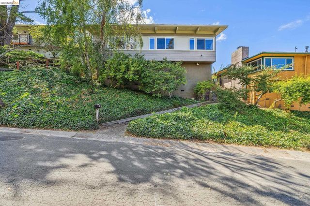 1024 Overlook Rd, Berkeley, CA 94708