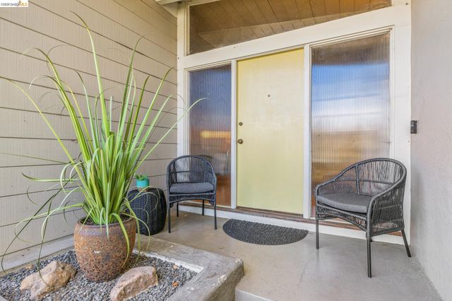 1024 Overlook Rd, Berkeley, CA 94708