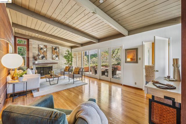 1024 Overlook Rd, Berkeley, CA 94708