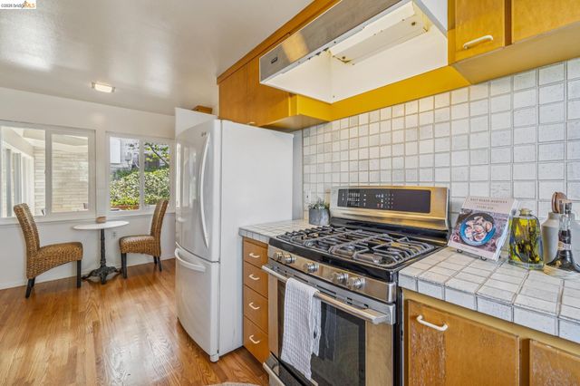 1024 Overlook Rd, Berkeley, CA 94708