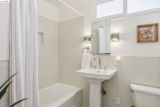 1024 Overlook Rd, Berkeley, CA 94708