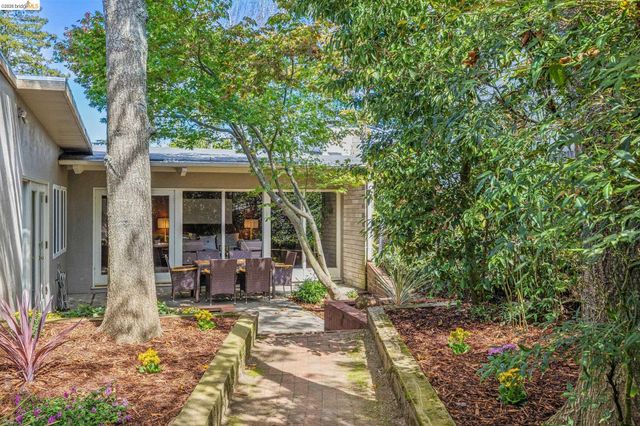 1024 Overlook Rd, Berkeley, CA 94708