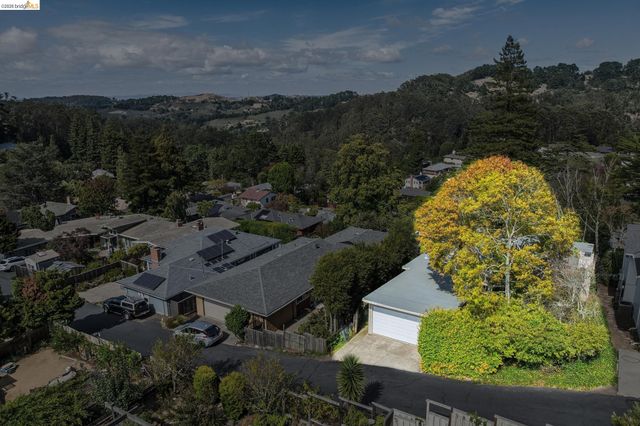 1024 Overlook Rd, Berkeley, CA 94708
