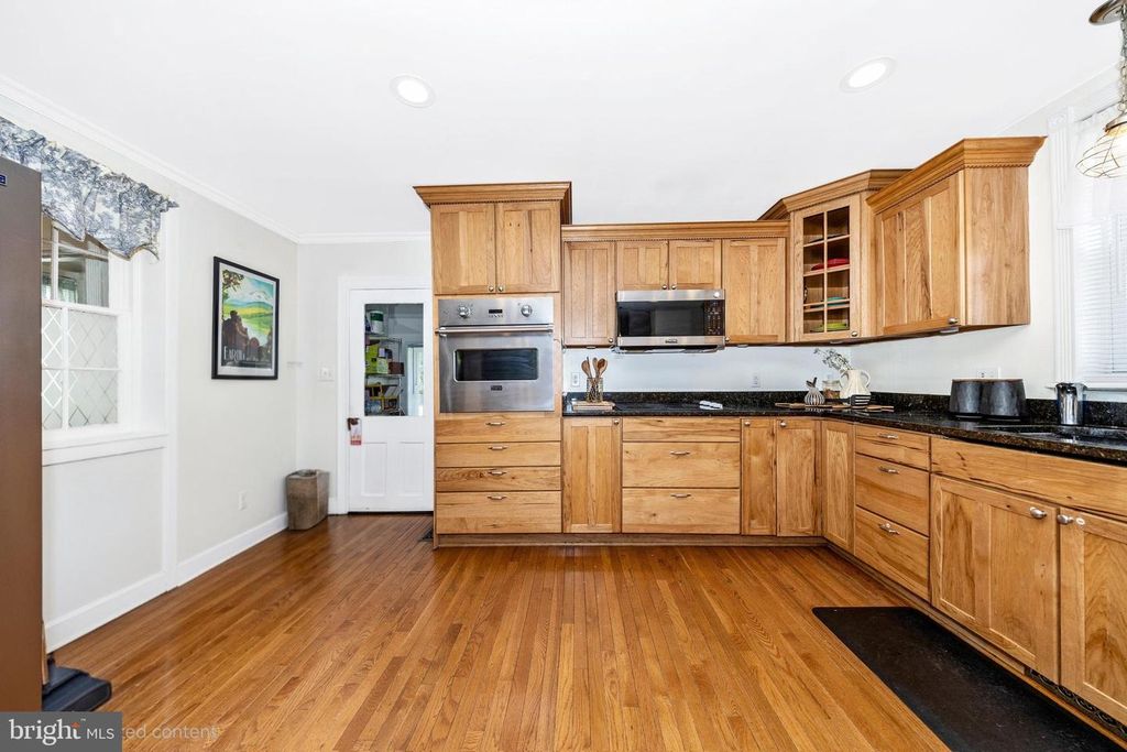 Image 8 of property listing at 3632 BUCKEYSTOWN PIKE, Buckeystown, MD 21717
