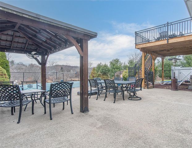 42 Reserve Way, Lagrangeville, NY 12540