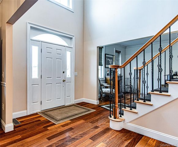 42 Reserve Way, Lagrangeville, NY 12540