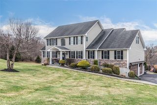 42 Reserve Way, Lagrangeville, NY 12540